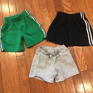 Set of three Circo Boy’s shorts. 18M